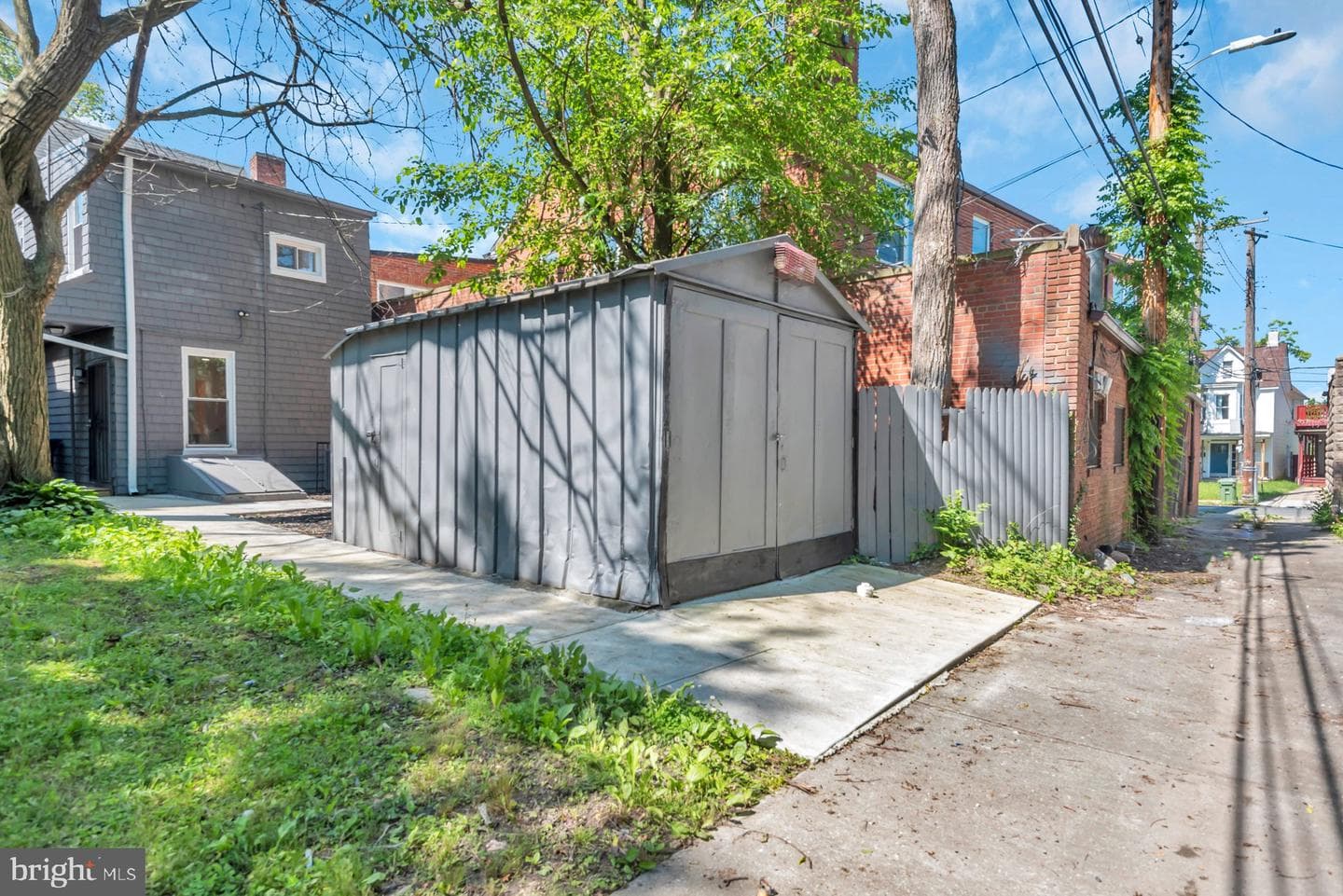 604 E 34th Street photo 37