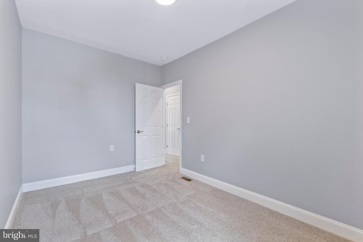 2316 Calverton Heights Avenue photo 21