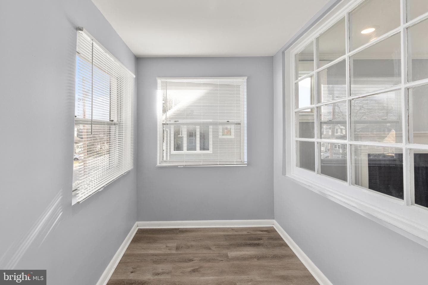 3105 Westfield Avenue photo 3