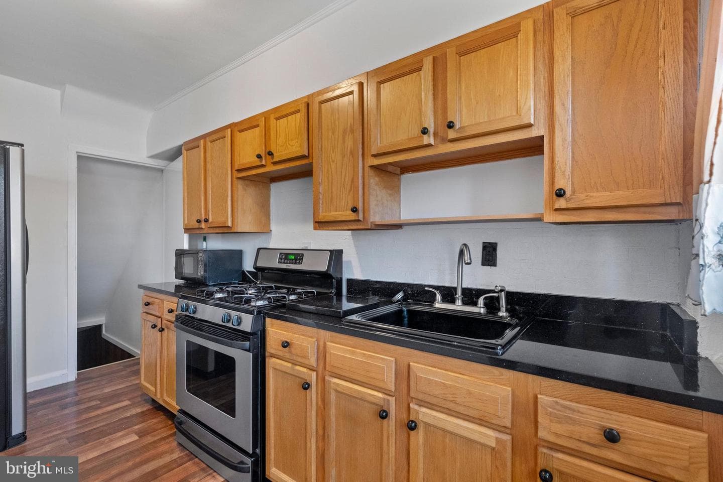 4730 Williston Street photo 10