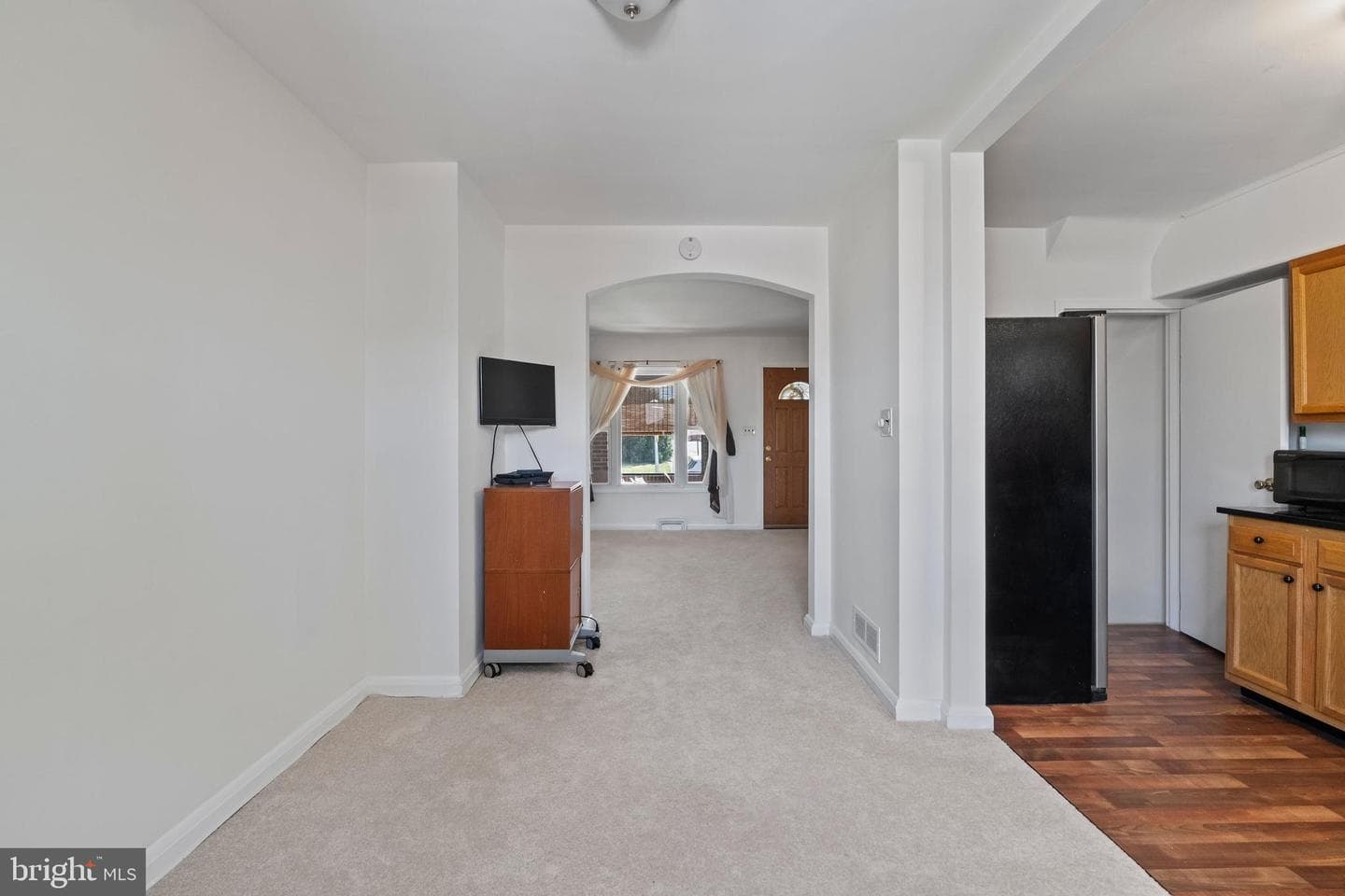 4730 Williston Street photo 6