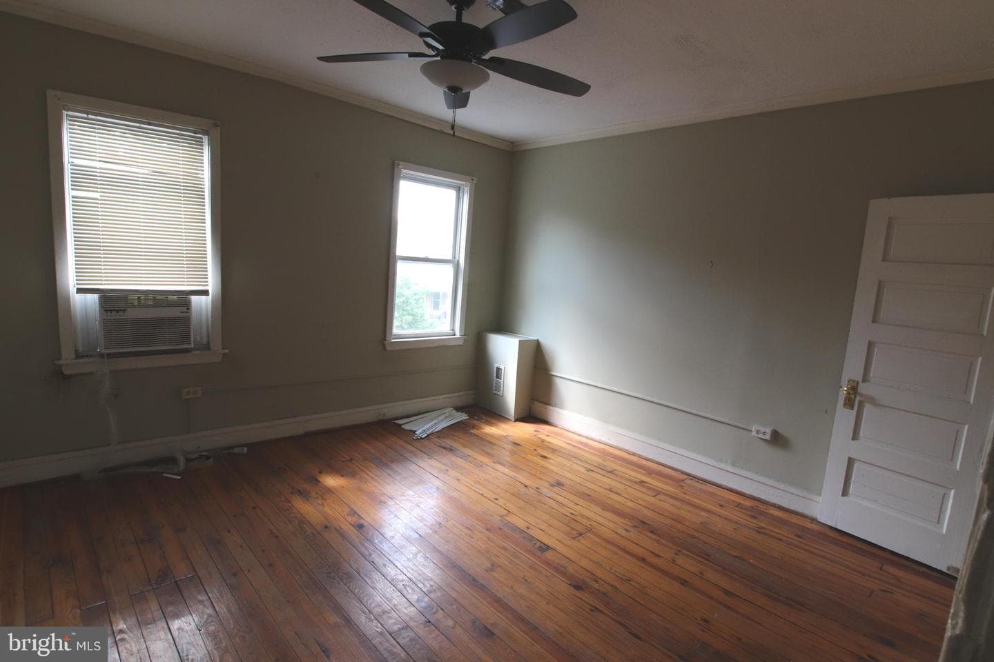 2325 Sidney Avenue photo 9