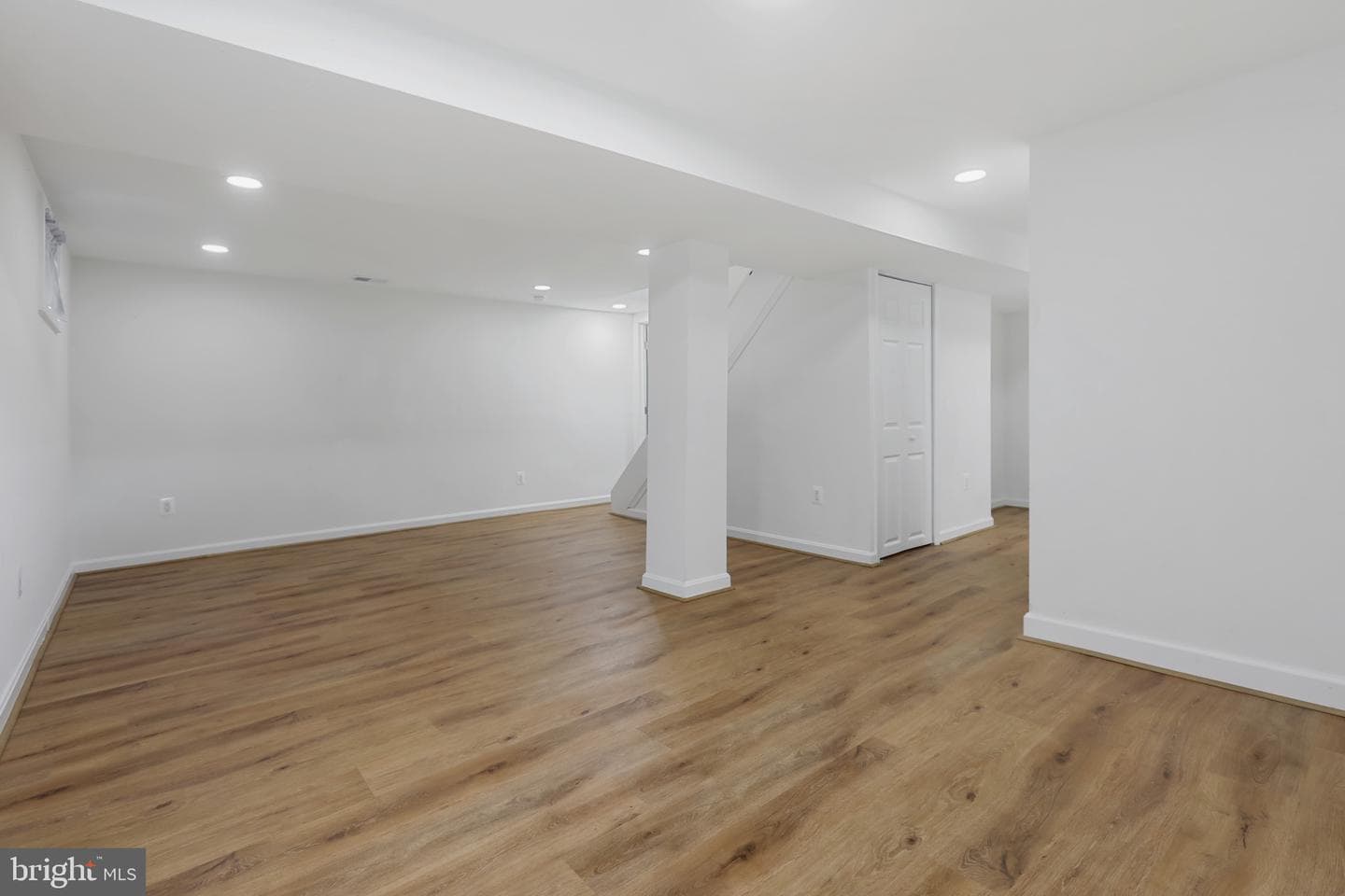 7720 Daniels photo 32