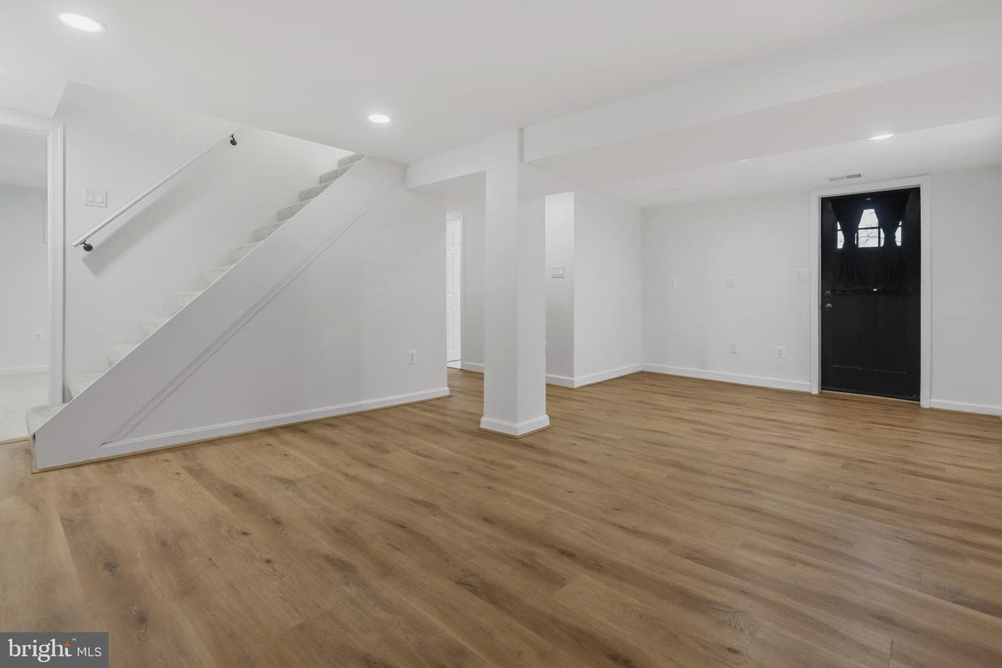 7720 Daniels photo 33