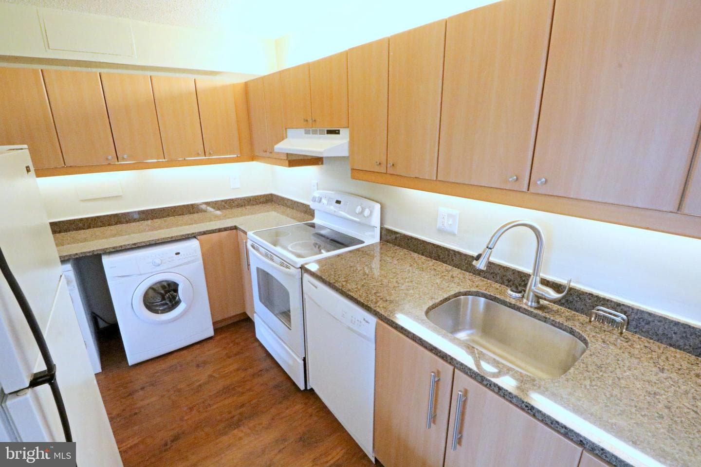 2369 Flax Terrace photo 9