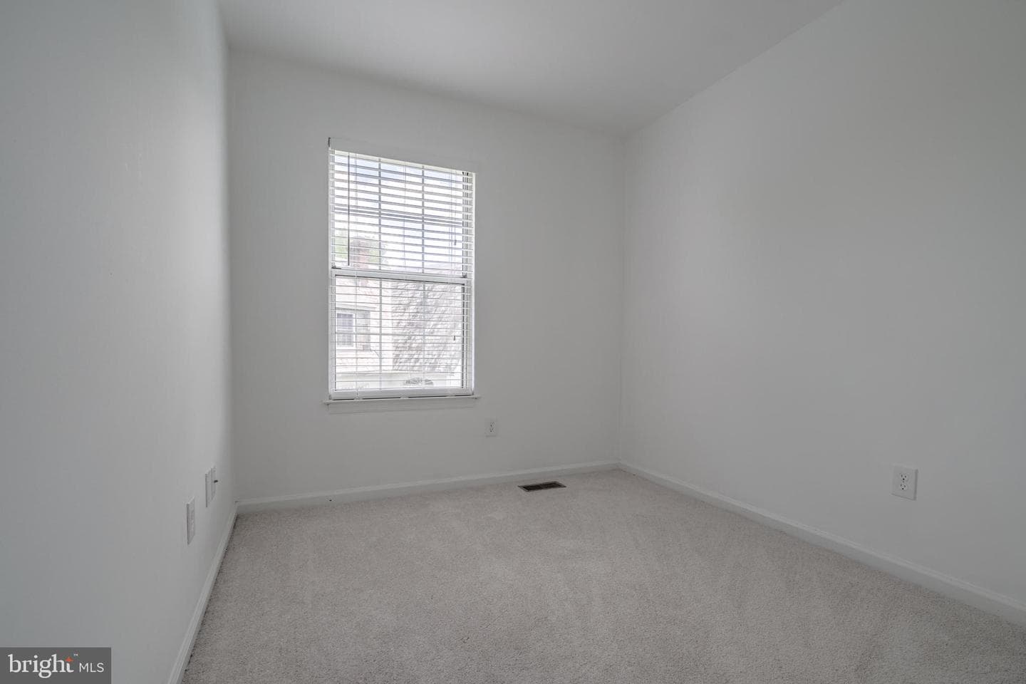 1022 Dartmouth Glen Way photo 22
