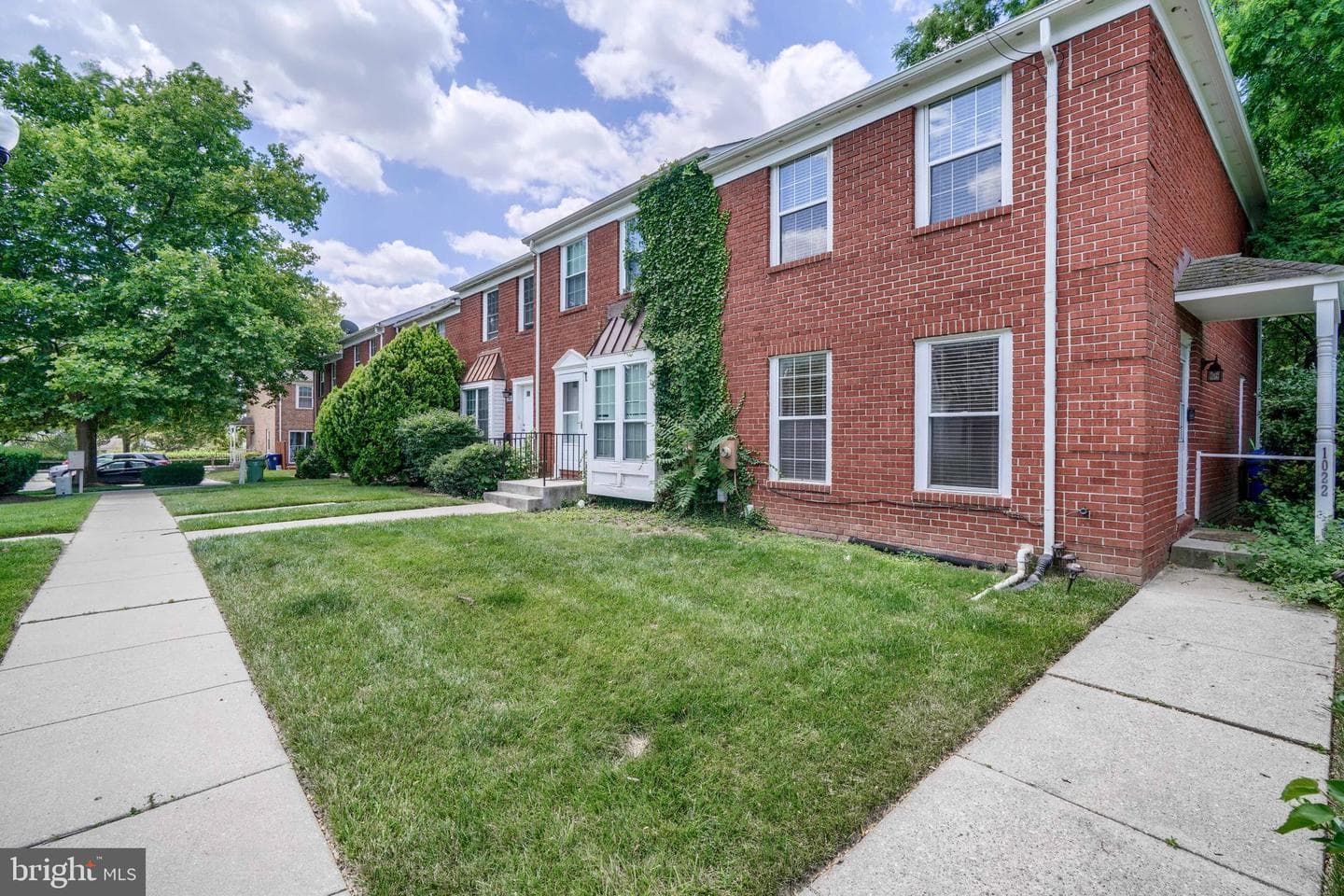 1022 Dartmouth Glen Way photo 3