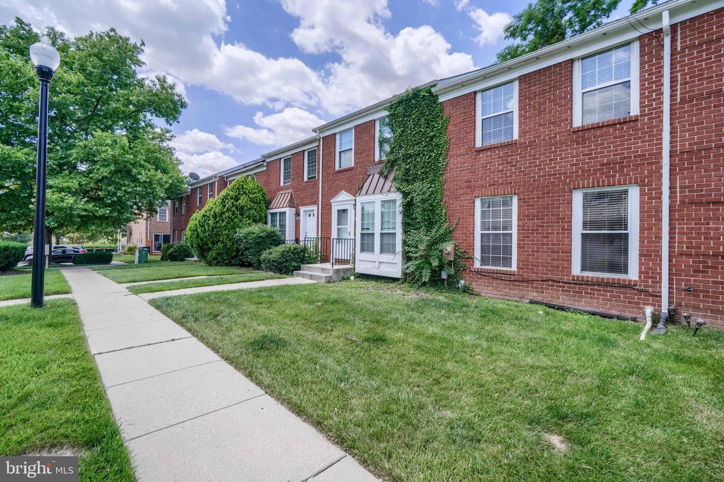 1022 Dartmouth Glen Way photo 4