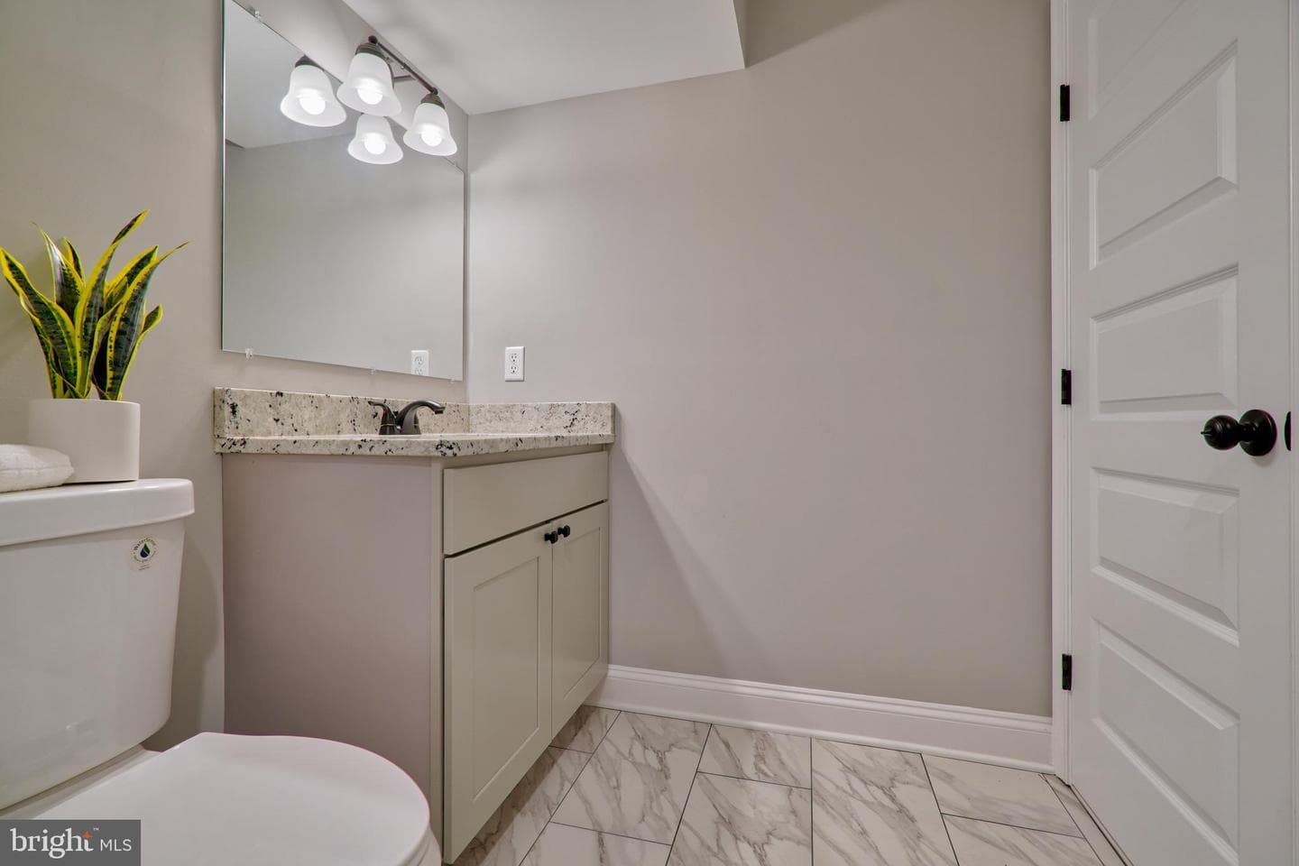 514 S Milton Avenue photo 23