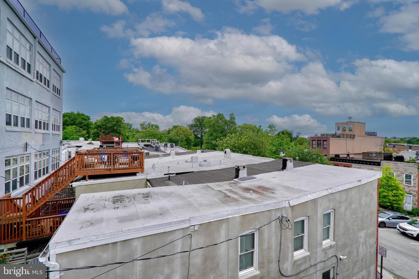 514 S Milton Avenue photo 37
