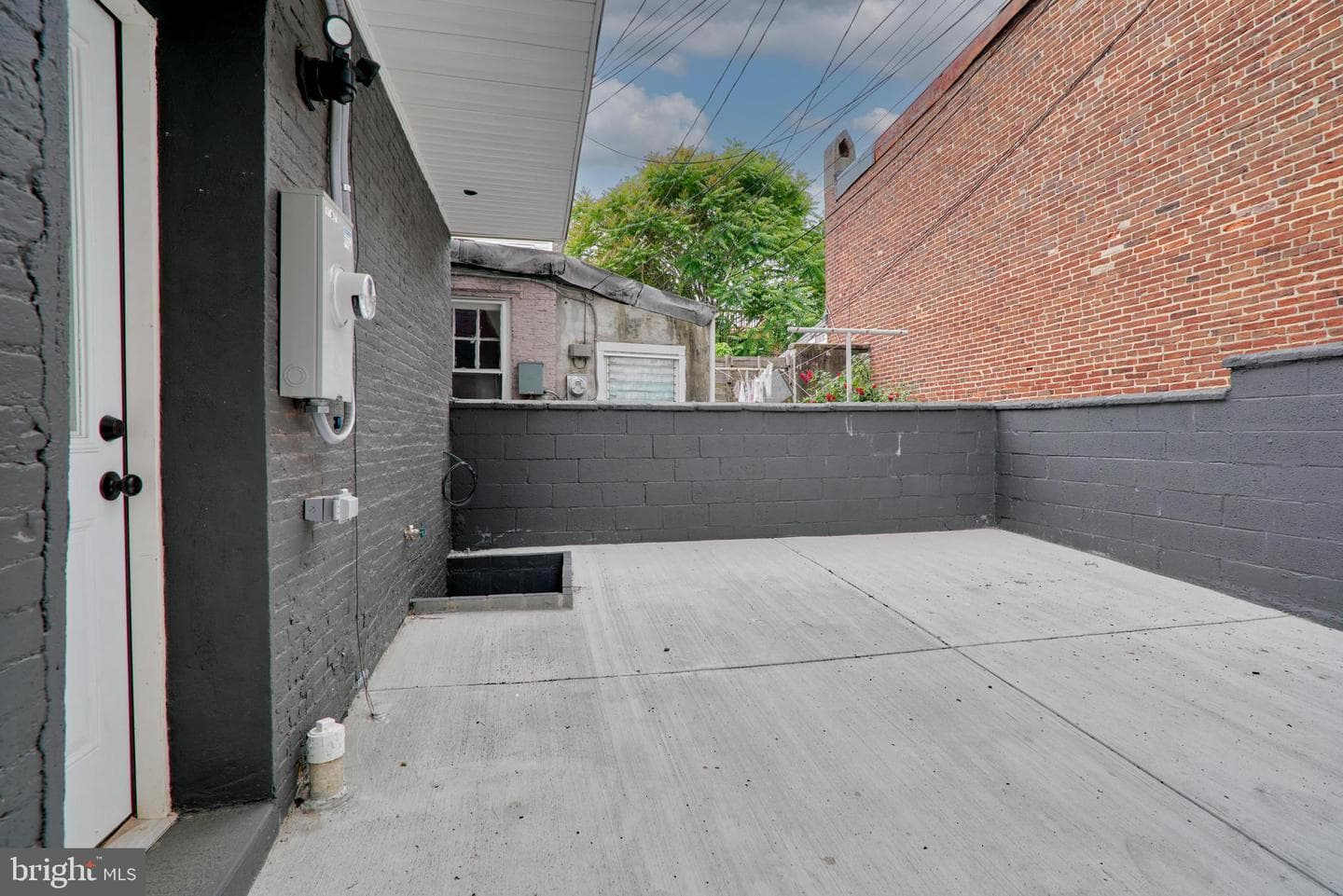 514 S Milton Avenue photo 39