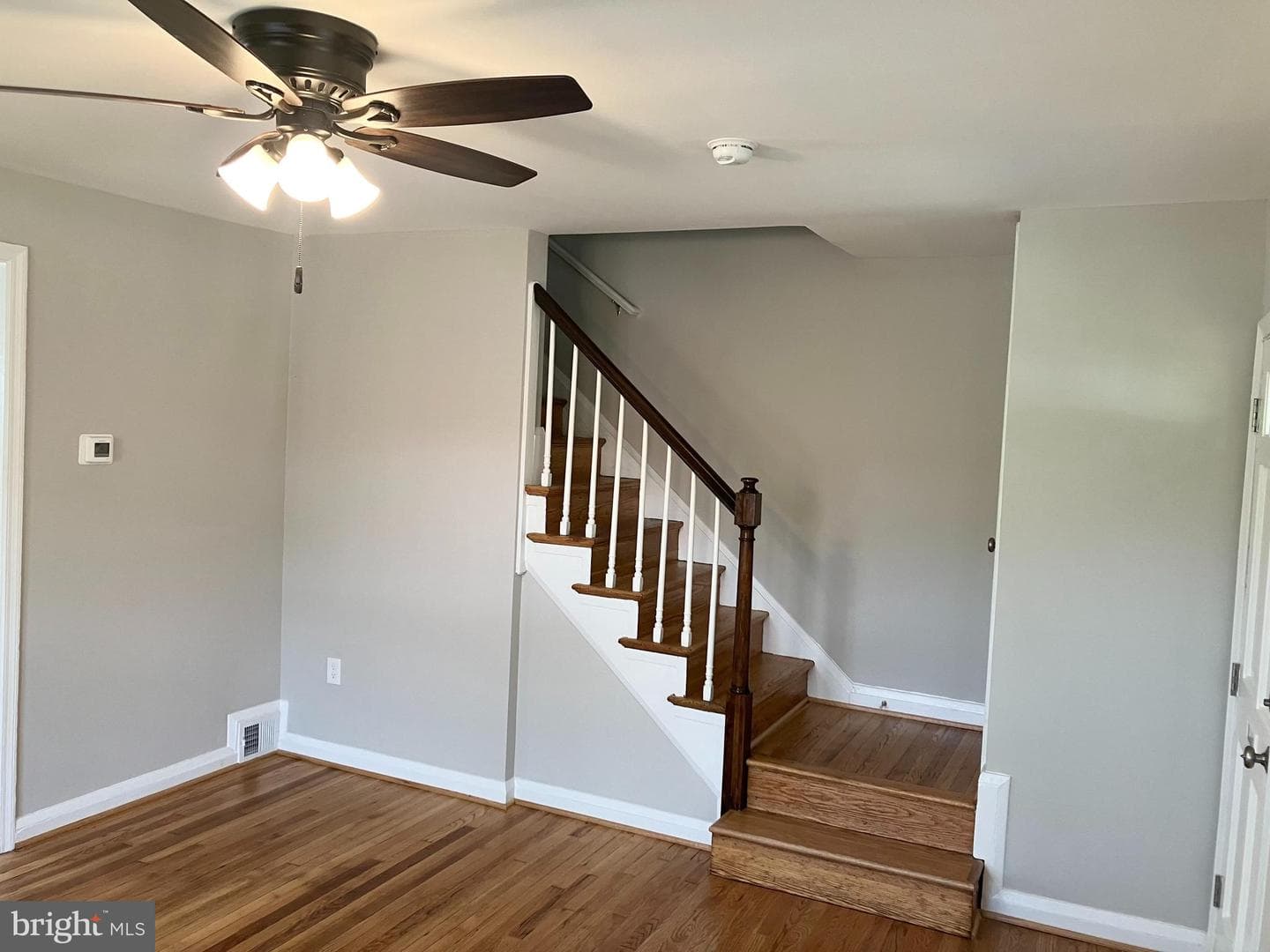 1057 Upnor Road photo 2