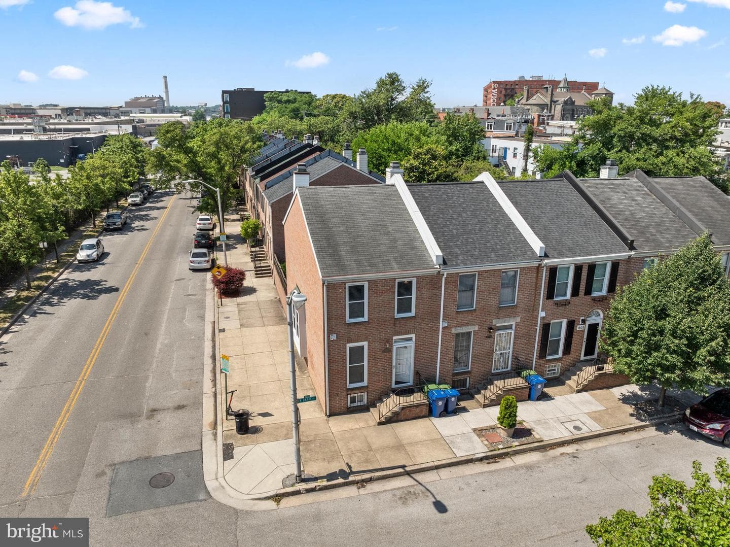 801 W Barre Street photo 32