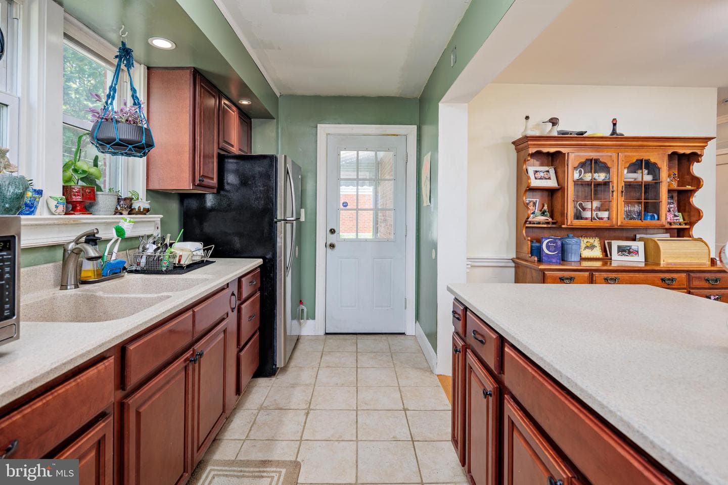 6011 Eastern Parkway photo 11