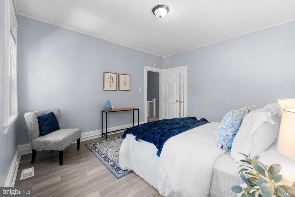 417 Rosecroft Terrace photo 14