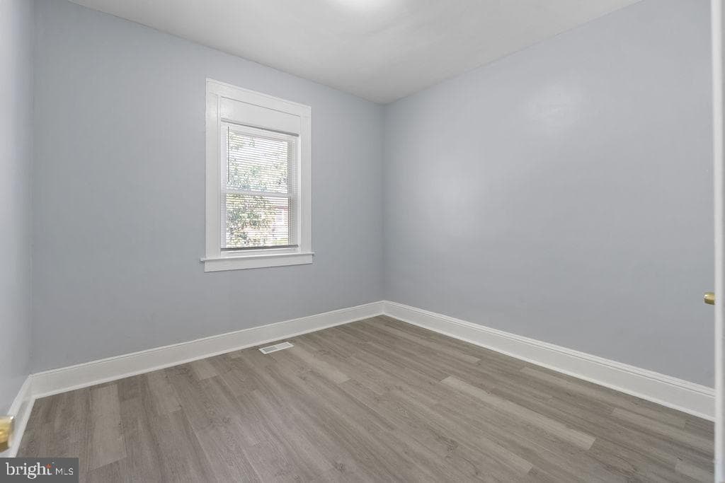 417 Rosecroft Terrace photo 21