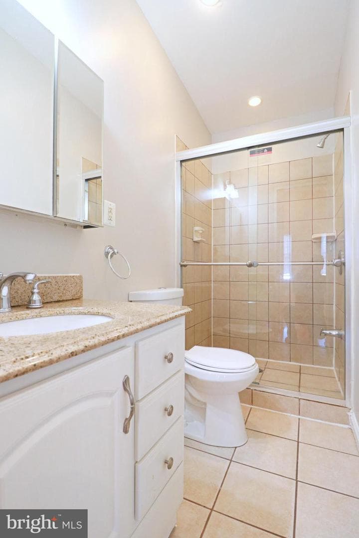 1145 Nanticoke Street photo 15