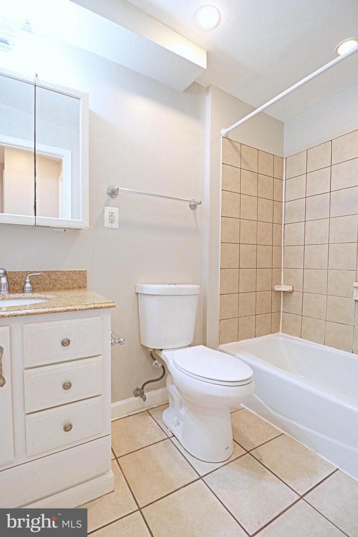 1145 Nanticoke Street photo 20