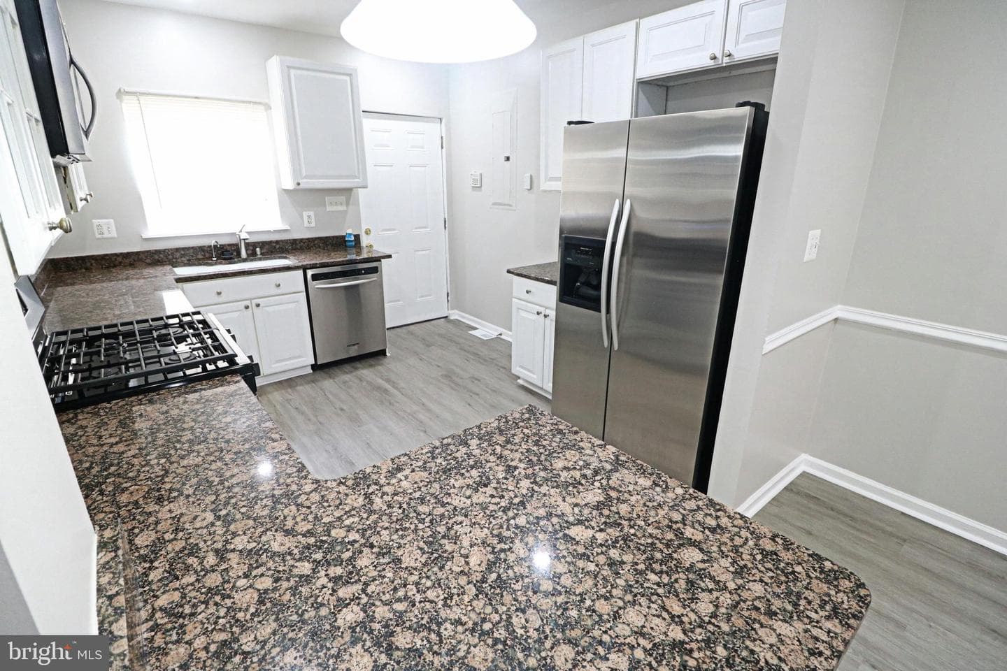 1145 Nanticoke Street photo 5