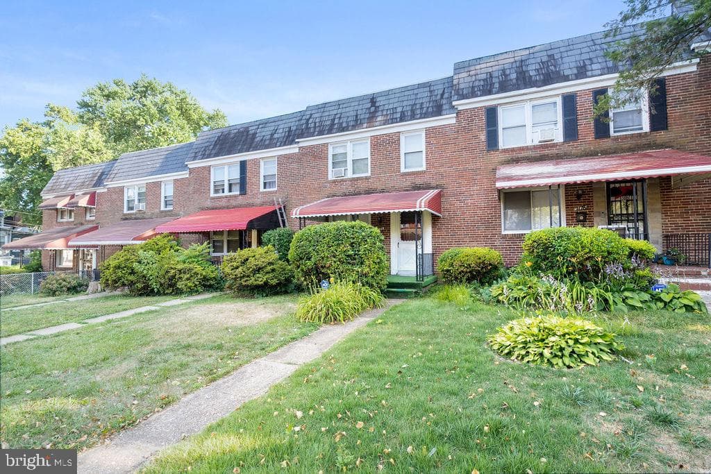 706 Kevin Road photo 10
