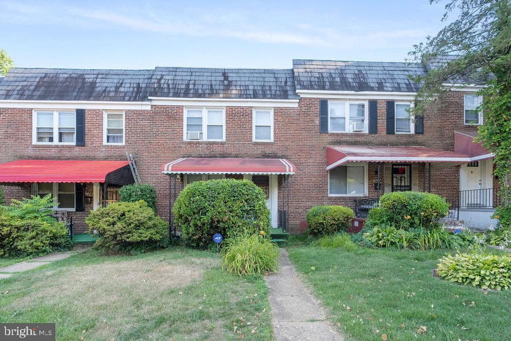706 Kevin Road photo 17