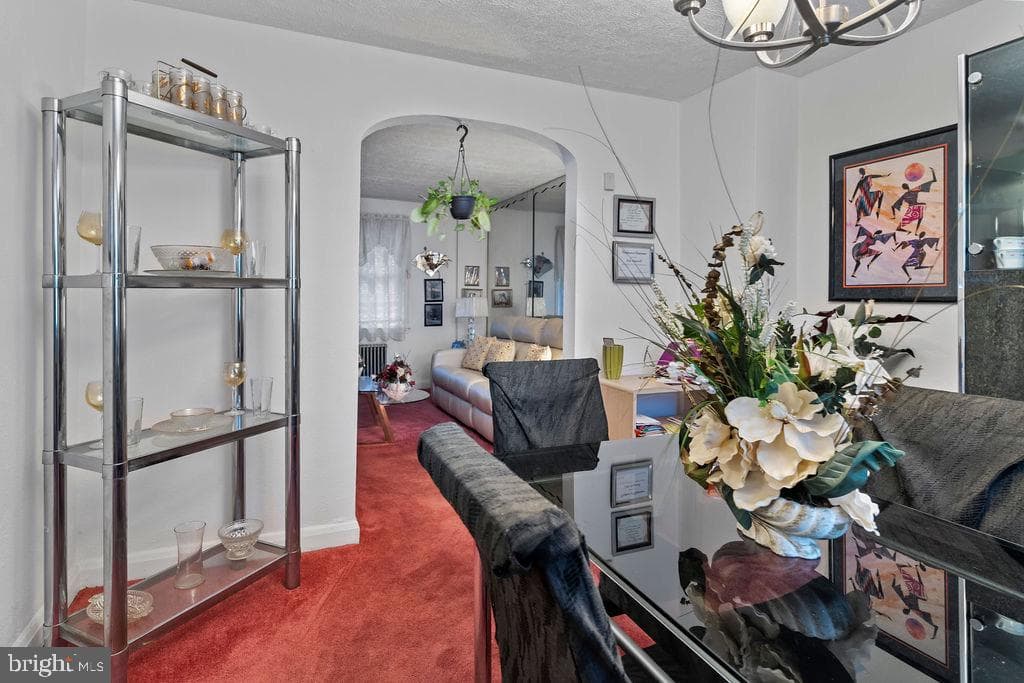 706 Kevin Road photo 18