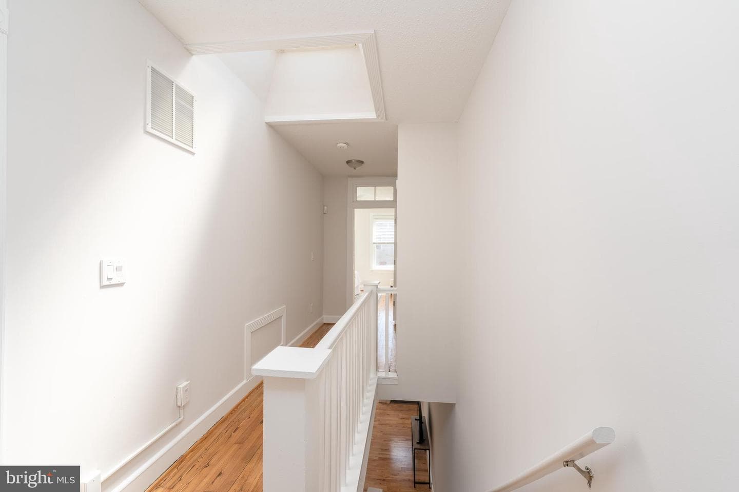 114 S East Avenue photo 19