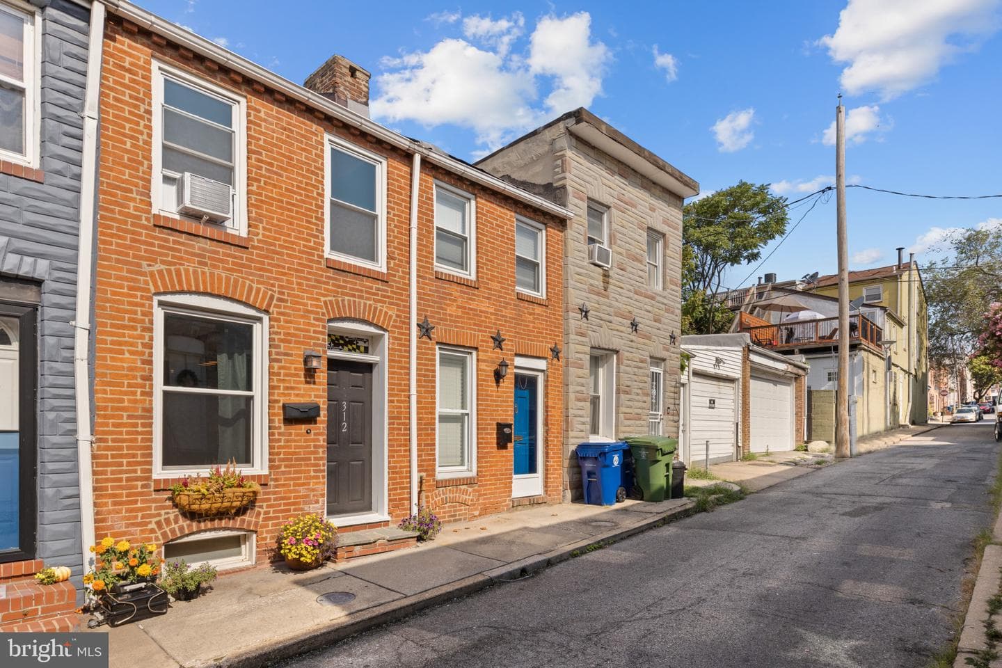 312 S Castle Street photo 10