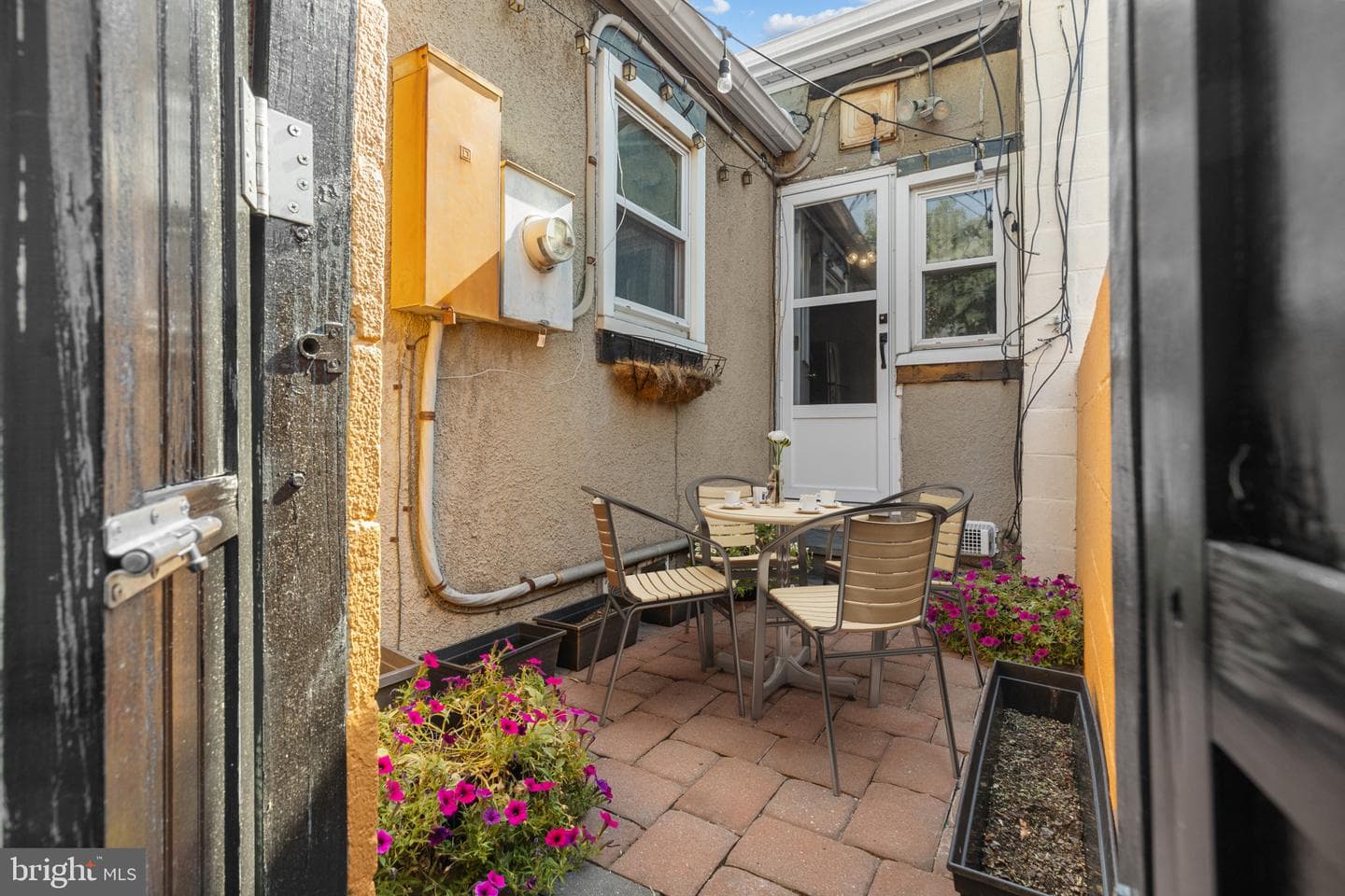 312 S Castle Street photo 3