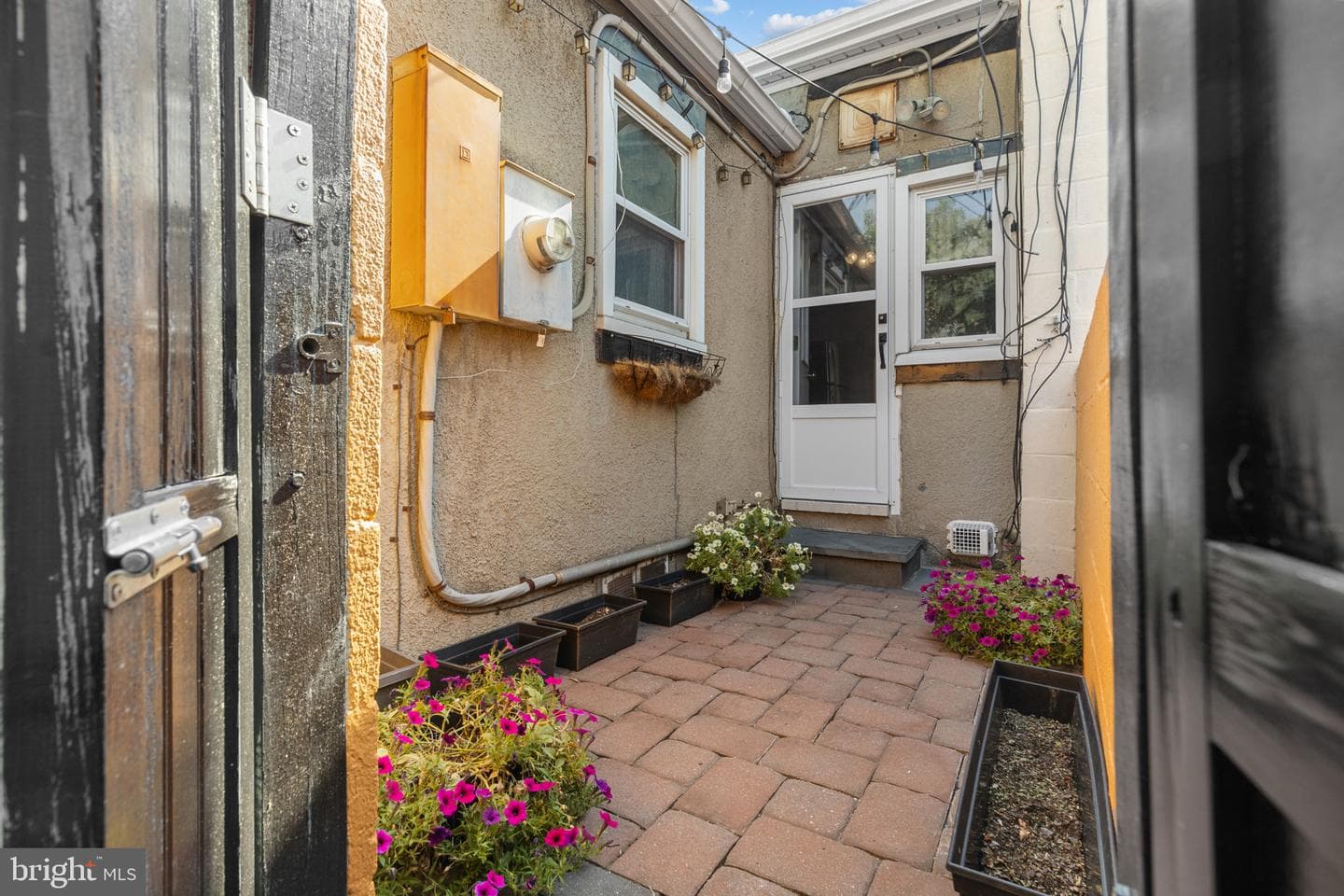 312 S Castle Street photo 40