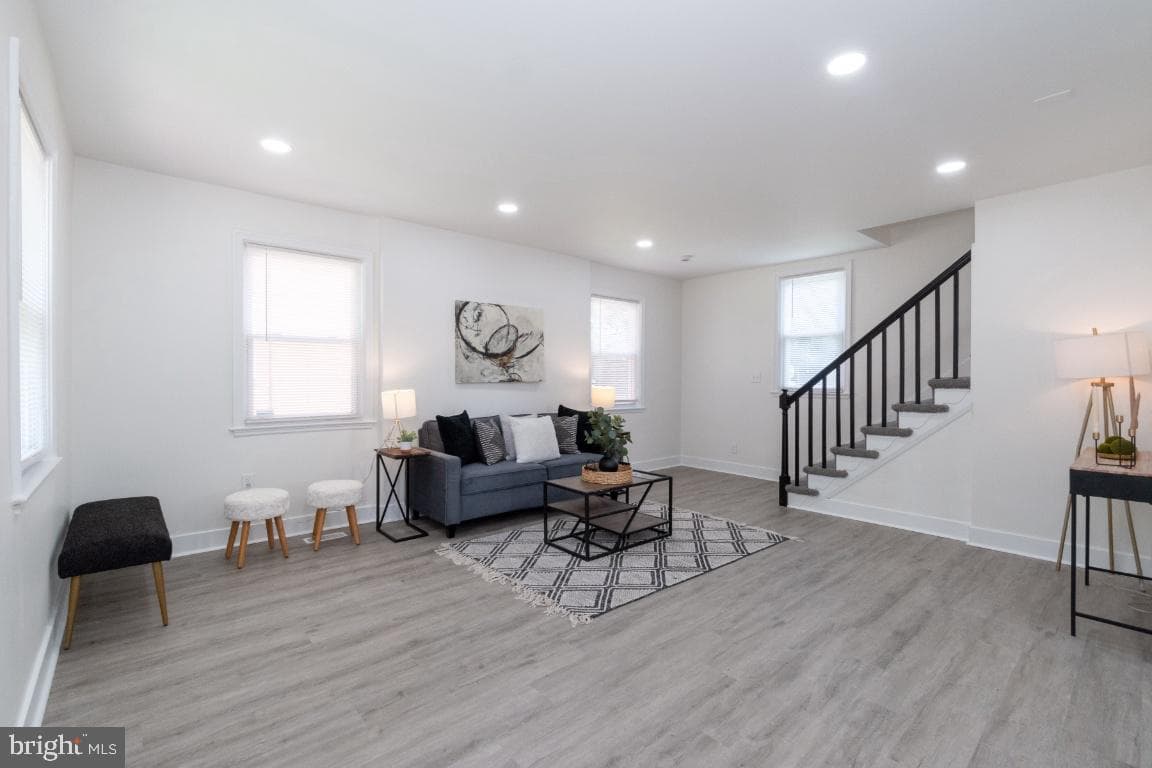 3314 Barrington Road photo 5