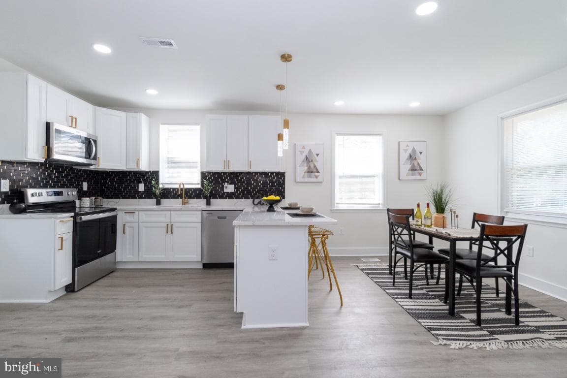 3314 Barrington Road photo 8