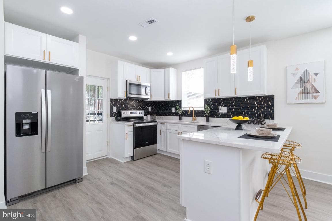 3314 Barrington Road photo 9
