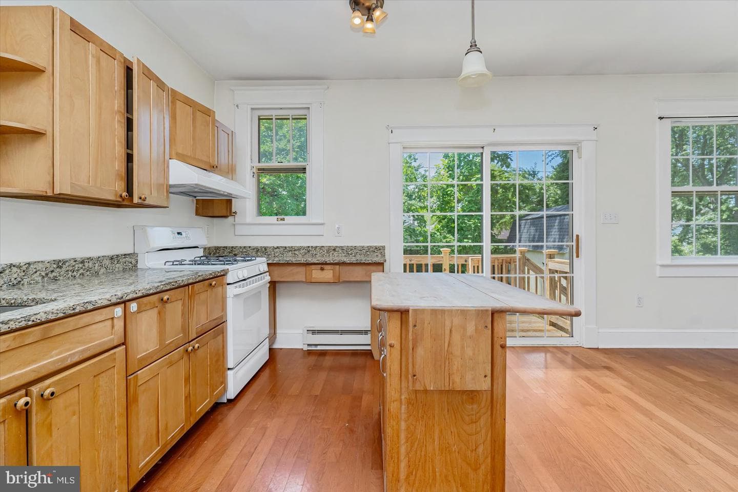 3209 Evergreen Avenue photo 12