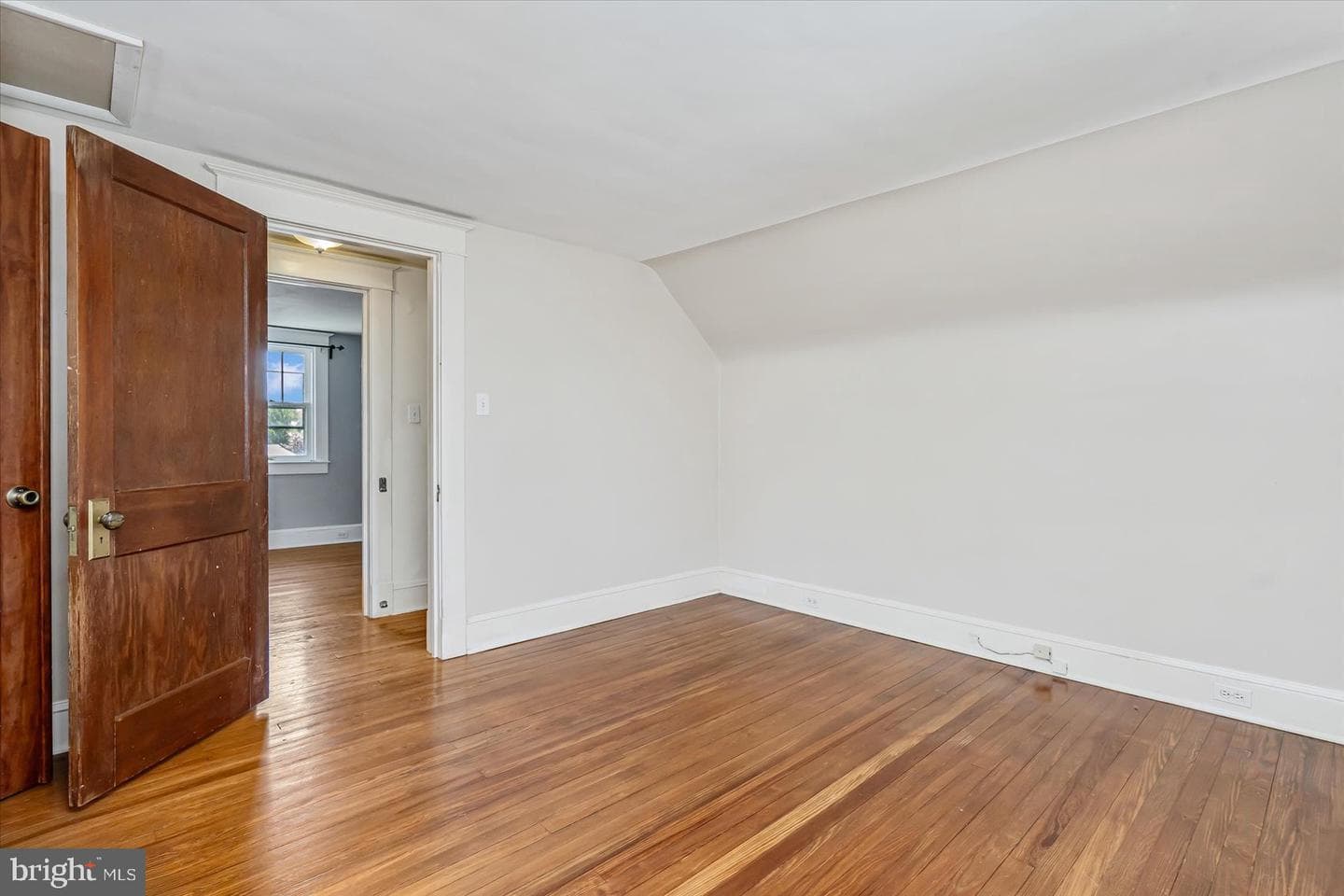 3209 Evergreen Avenue photo 32