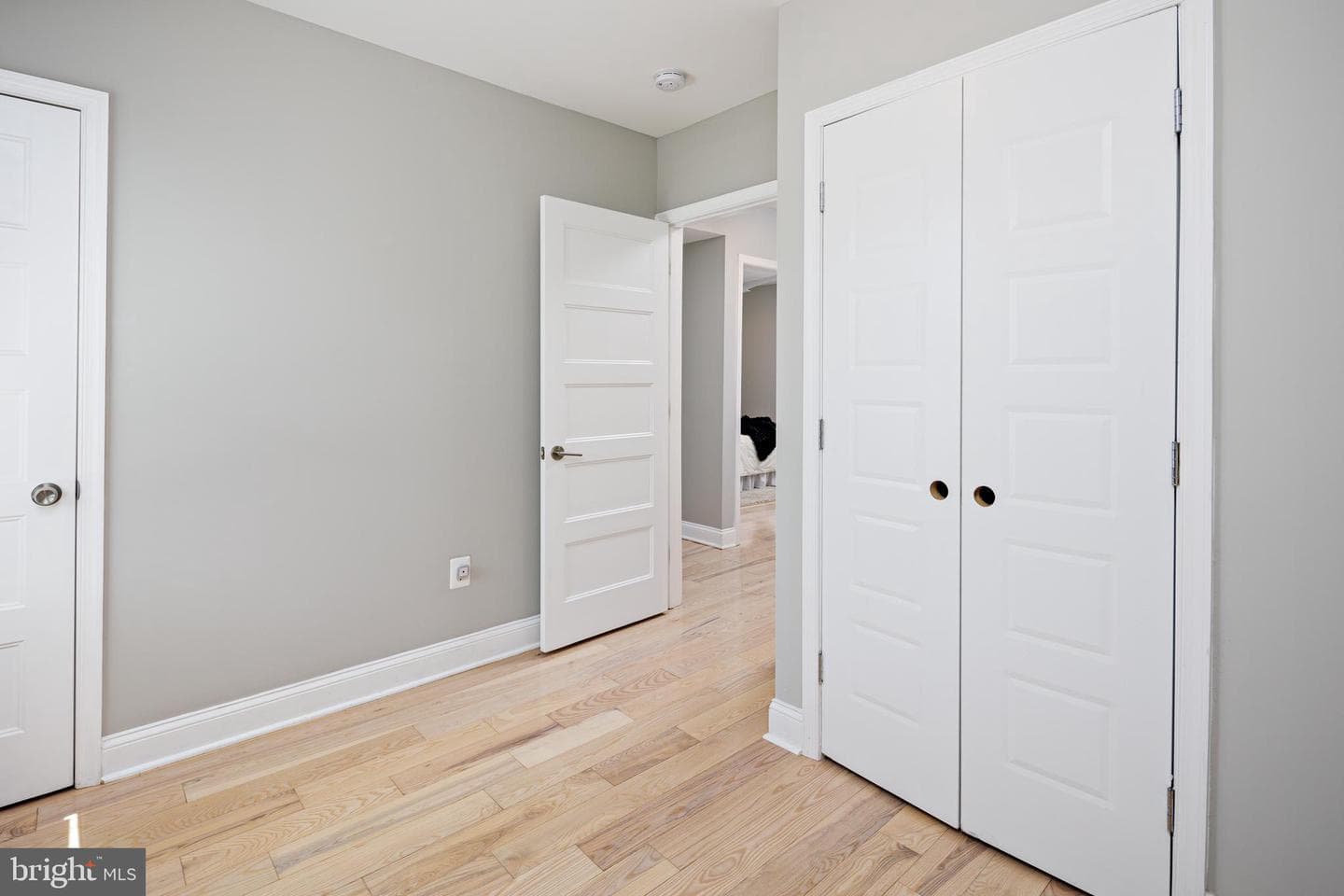 6405 Sefton Avenue photo 30