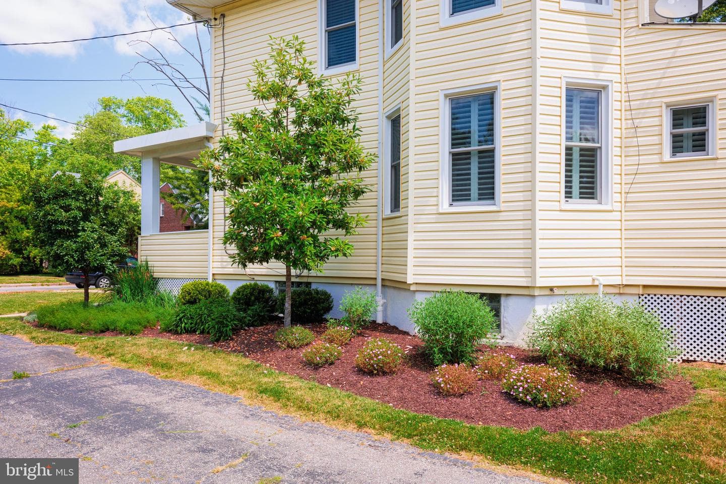 6405 Sefton Avenue photo 44