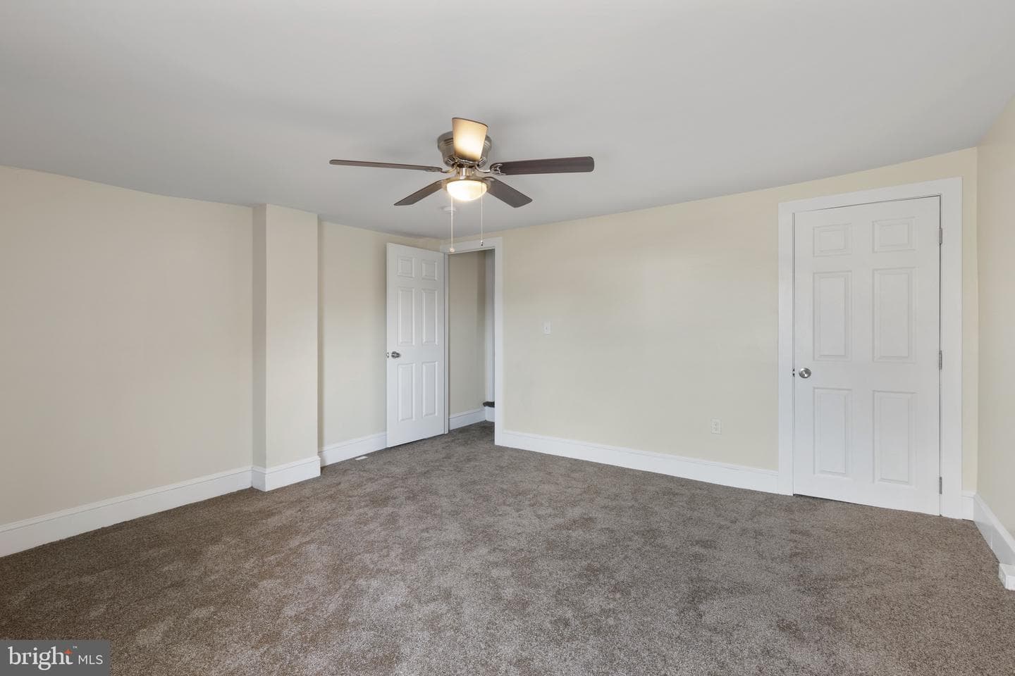 904 N Broadway photo 15