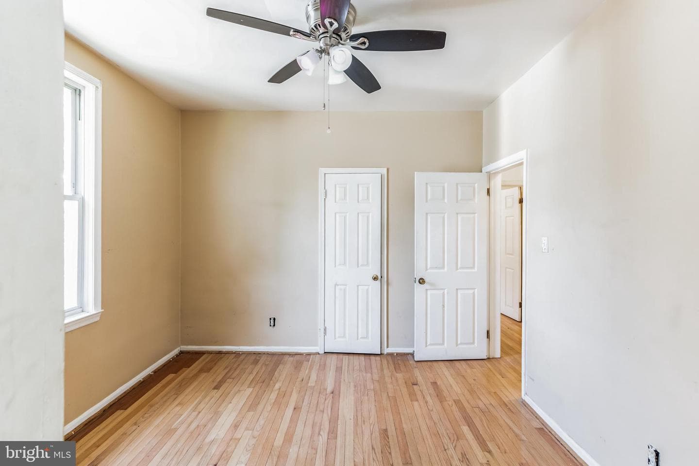 5619 Wayne Ave photo 8