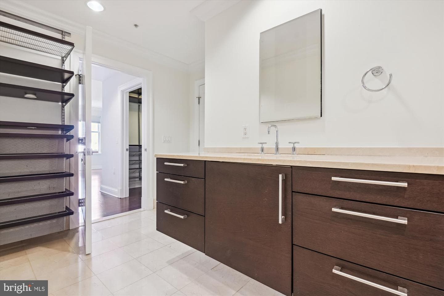 801 Key Highway #453 photo 16