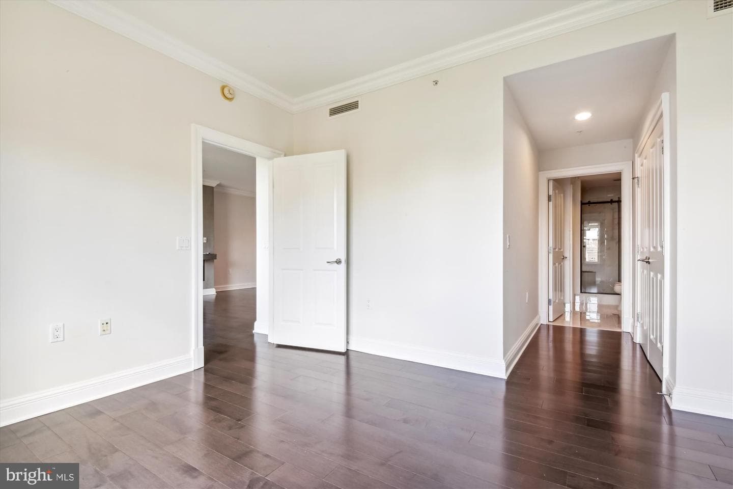 801 Key Highway #453 photo 18