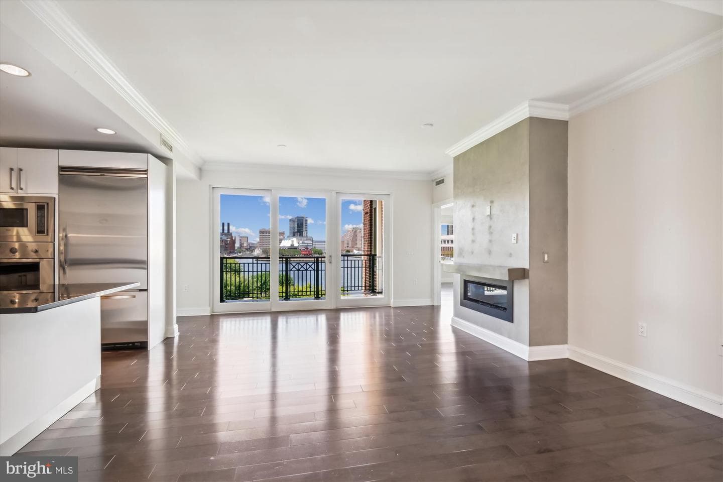 801 Key Highway #453 photo 2