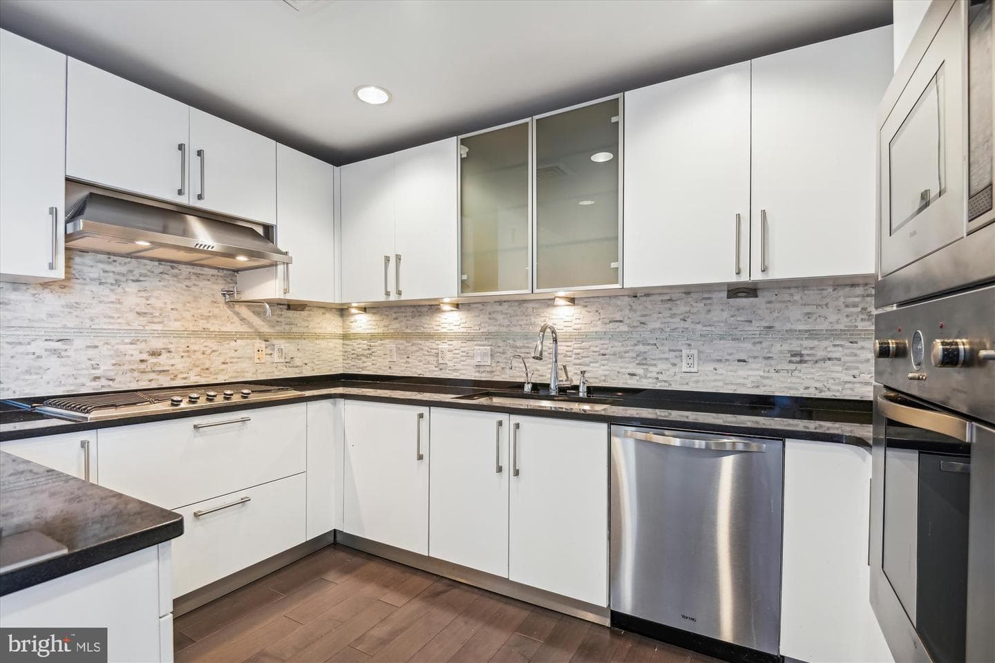 801 Key Highway #453 photo 7
