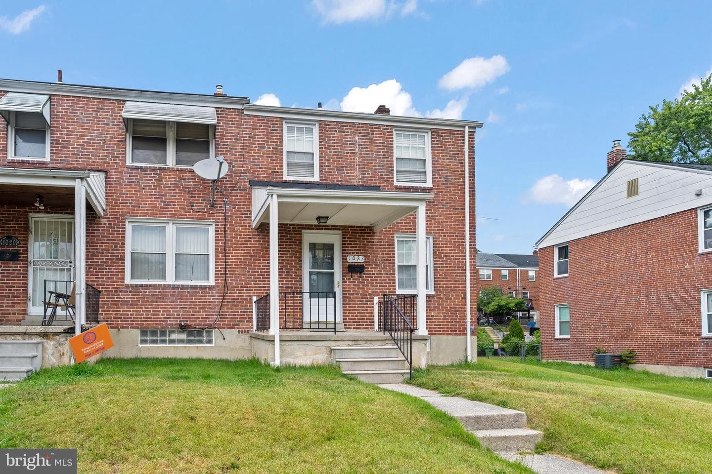 1022 Reverdy Road photo 2
