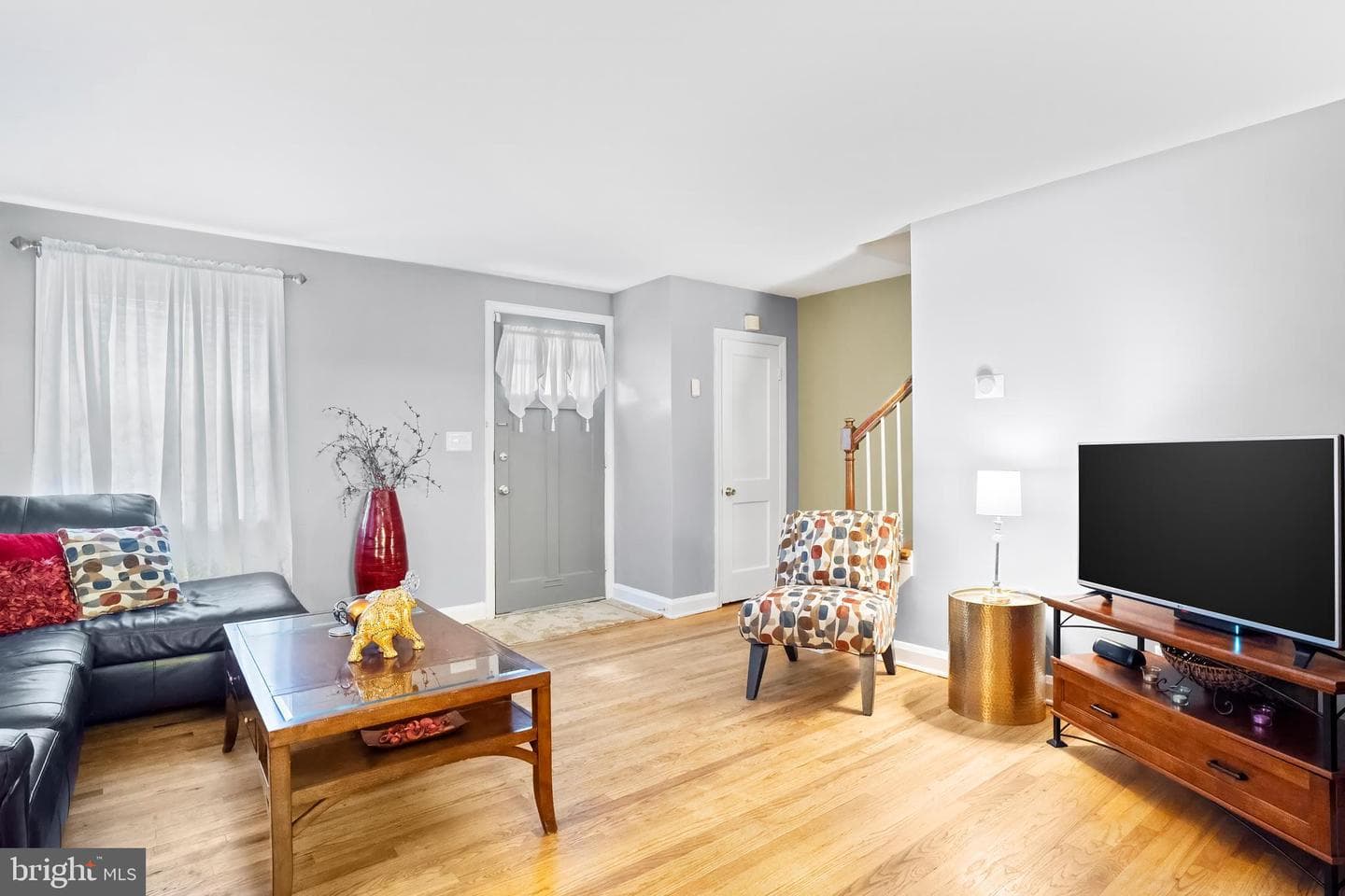 1022 Reverdy Road photo 5