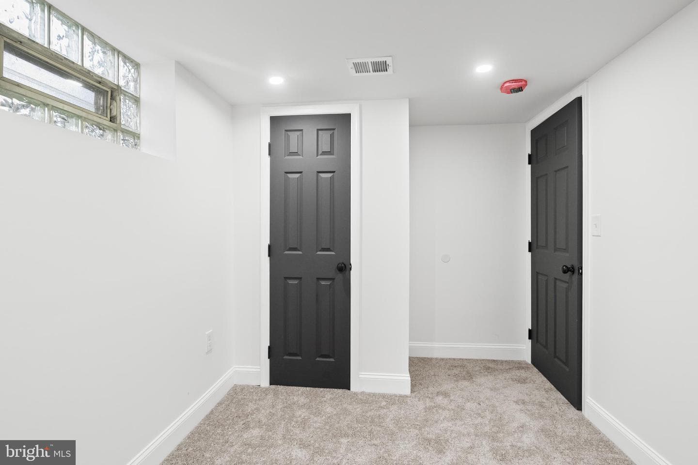 1311 E 35th Street photo 33