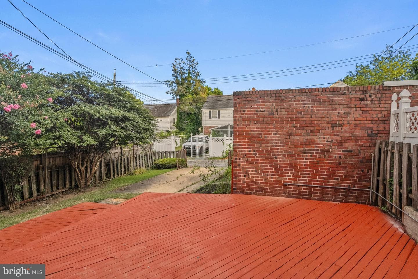 1311 E 35th Street photo 41