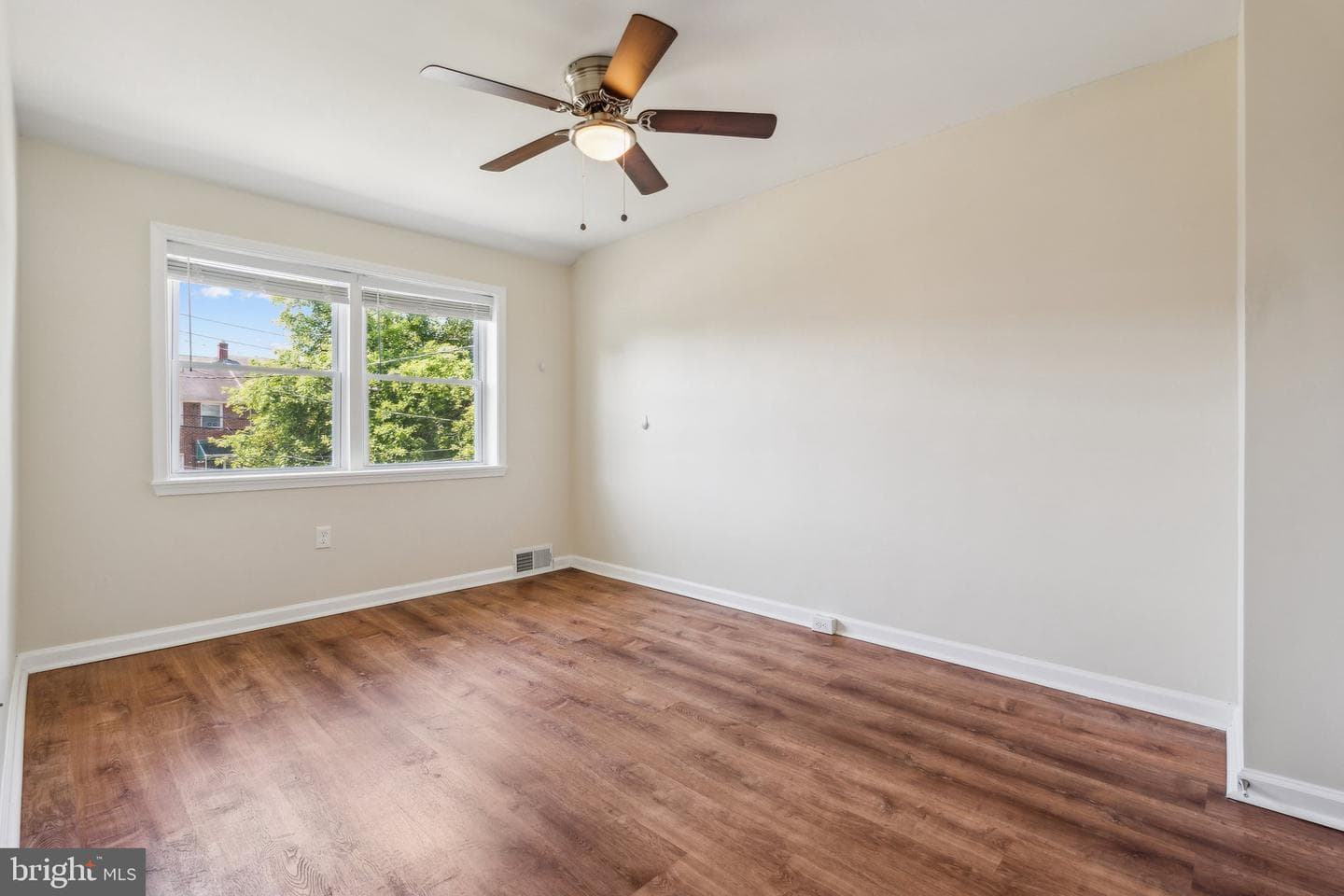 1341 Glenwood Avenue photo 10