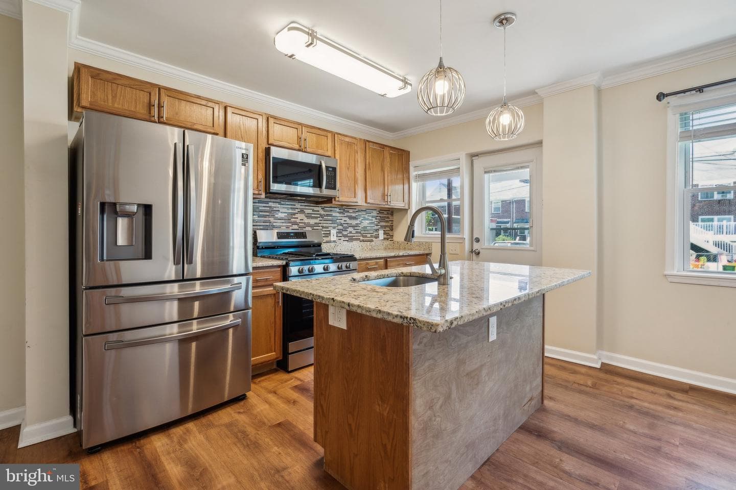 1341 Glenwood Avenue photo 3