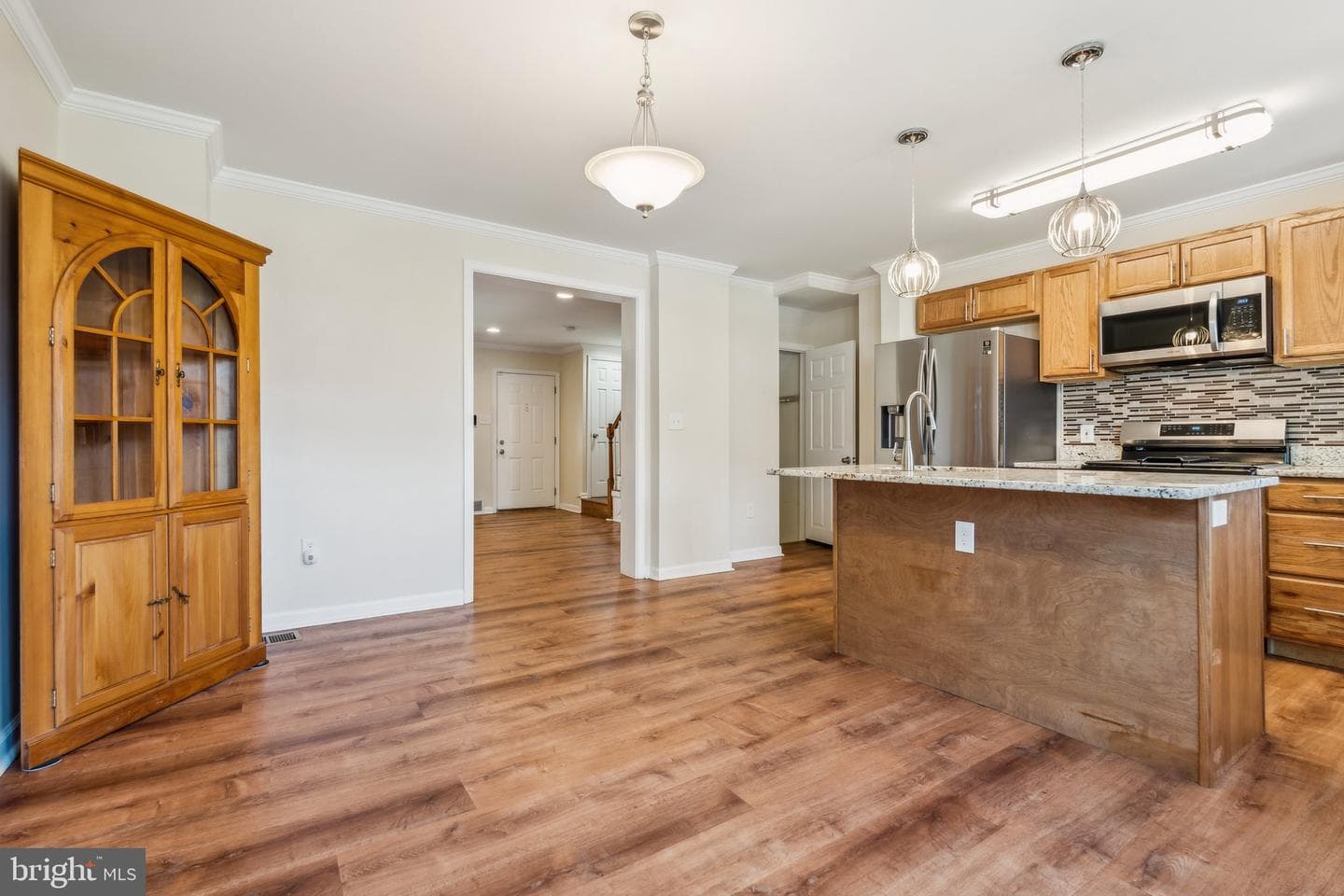 1341 Glenwood Avenue photo 4